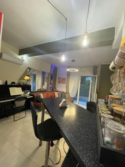 Seaside Apartment Atenas Exterior foto